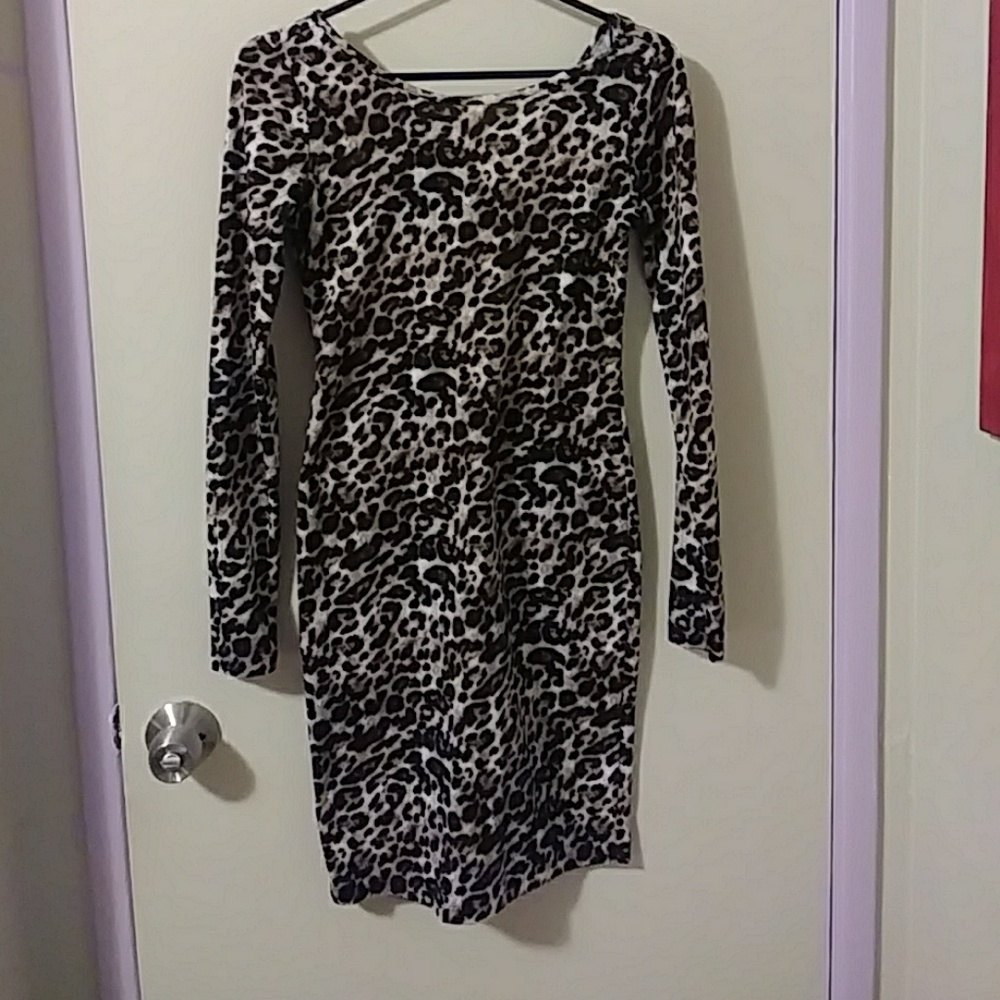 #long sleeve #leopard print #dress
